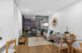 BRISBANE - PANORAMA APARTMENTS
