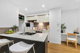 BRISBANE - PANORAMA APARTMENTS