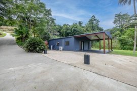 AIRLIE BEACH QLD - House & Development Site - $1.4M - 29% Contraacoin