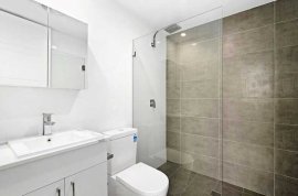 GOSFORD NSW - 1, 2, 3 & 4 Bedroom Units - Priced from $430,000 - 20% Contracoin