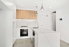 GOSFORD NSW - 1, 2, 3 & 4 Bedroom Units - Priced from $430,000 - 20% Contracoin