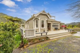 NEW ZEALAND - Coromandel Riverfront Estate - $3.5M - 50% Contracorp AUDC