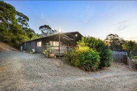 TALLEBUDGERA - 3 HOUSES ON 9 ACRES - $2.15m - 30% CONTRACOIN