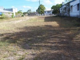 BRANDON QLD  - Shop + 3 Bed Residence - $275,000 - 46% Contracoin