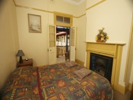 KEARSLEY - HUNTER VALLEY NSW - Freehold Hotel for Sale - $3.95M - 25% Contracorp AUDC