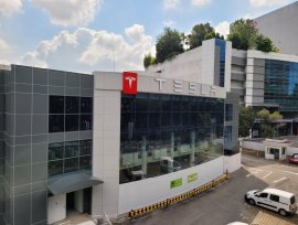 SINGAPORE - TESLA SHOWROOM & SERVICE CENTRE